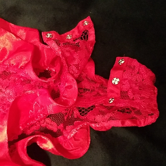 Victoria’s Secret Red 90's Gold Label Vintage Lace Teddy Satin Ruffle Bodysuit - Picture 14 of 16